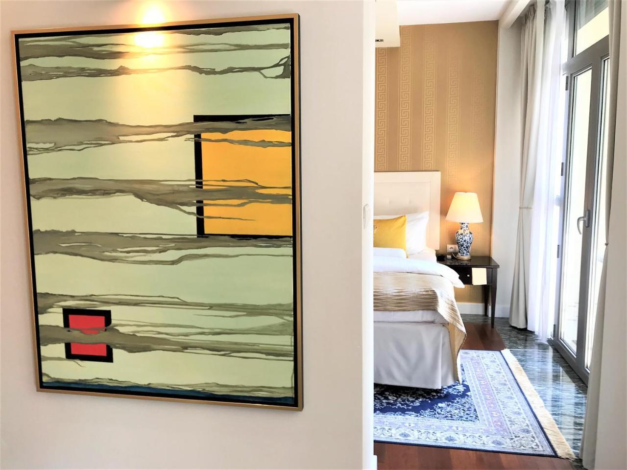 Mondrian Luxury Suites & Apartments Krakow Old Town Экстерьер фото
