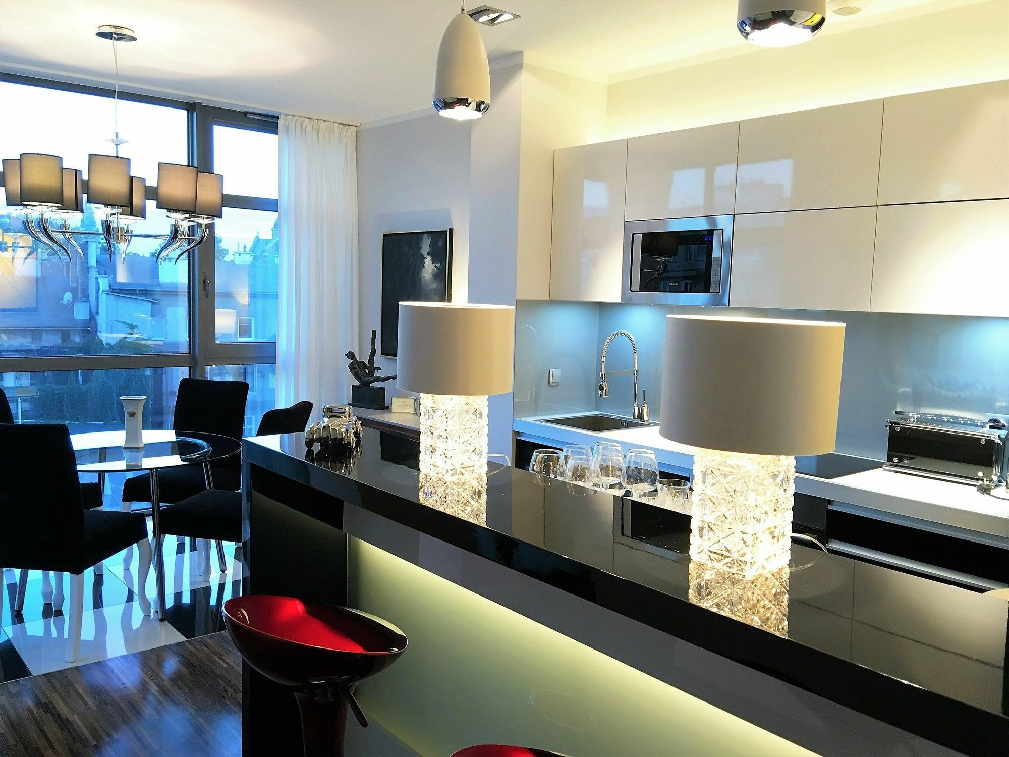Mondrian Luxury Suites & Apartments Krakow Old Town Экстерьер фото