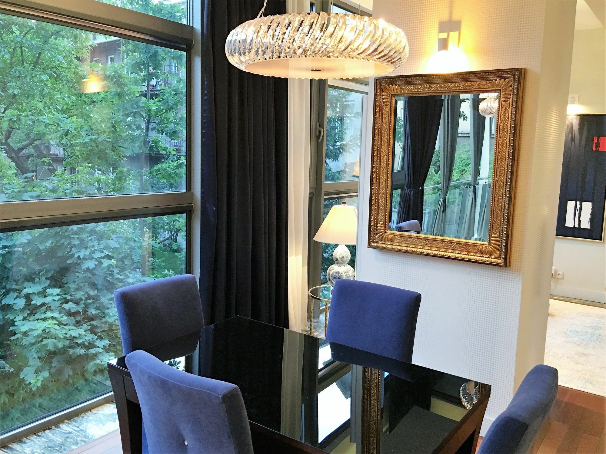 Mondrian Luxury Suites & Apartments Krakow Old Town Экстерьер фото