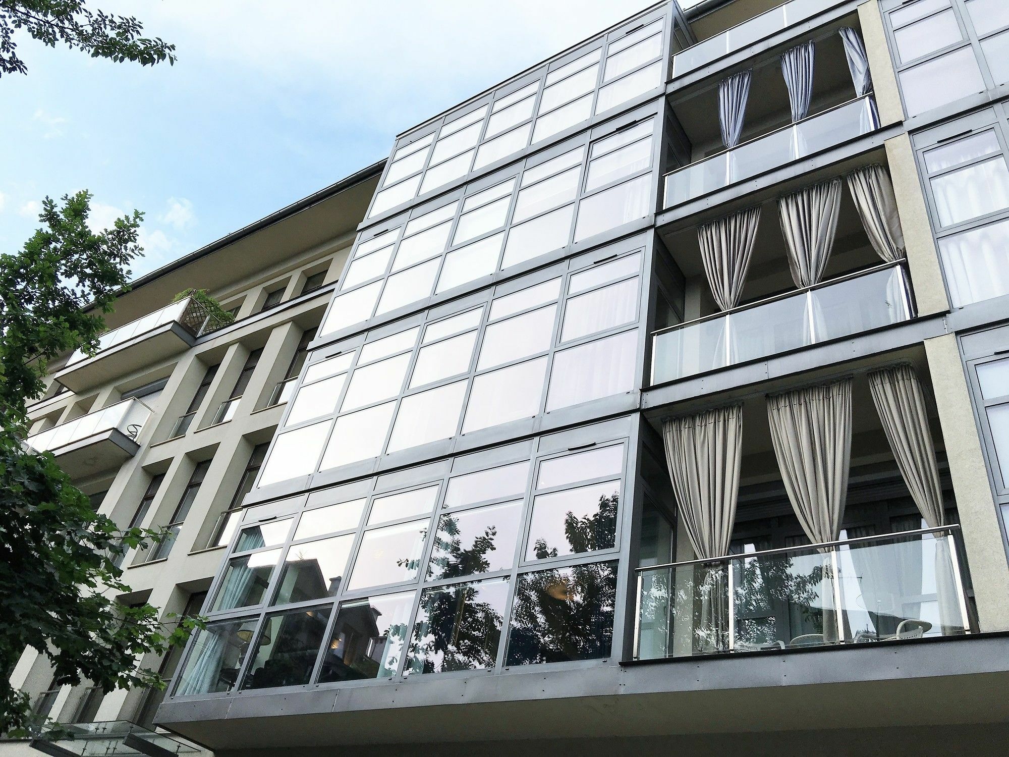 Mondrian Luxury Suites & Apartments Krakow Old Town Экстерьер фото
